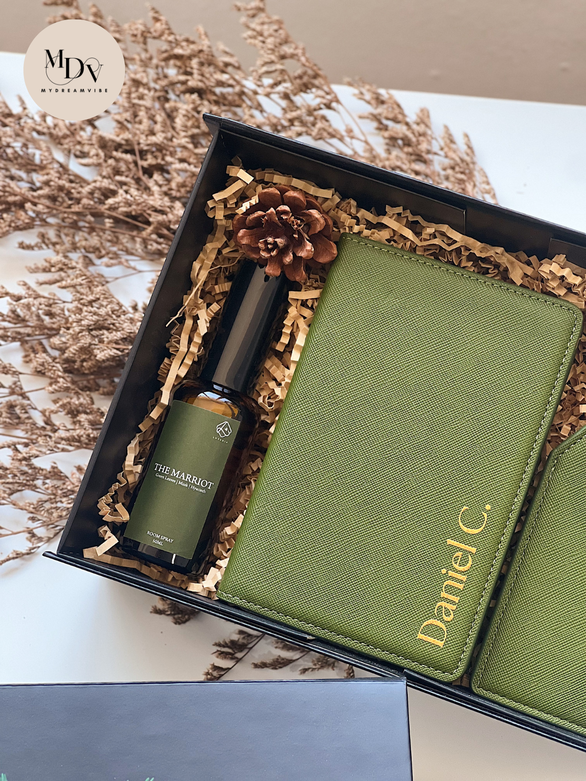 [CHRISTMAS GIFT] Jet-Set Serenity Gift Box